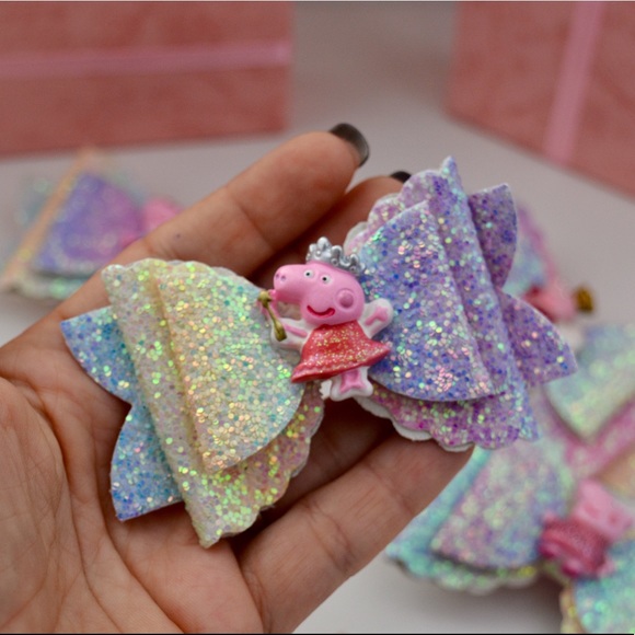 Peppa 🐷 Sparkly Cute Hair Clip Bow - Picture 6 of 8